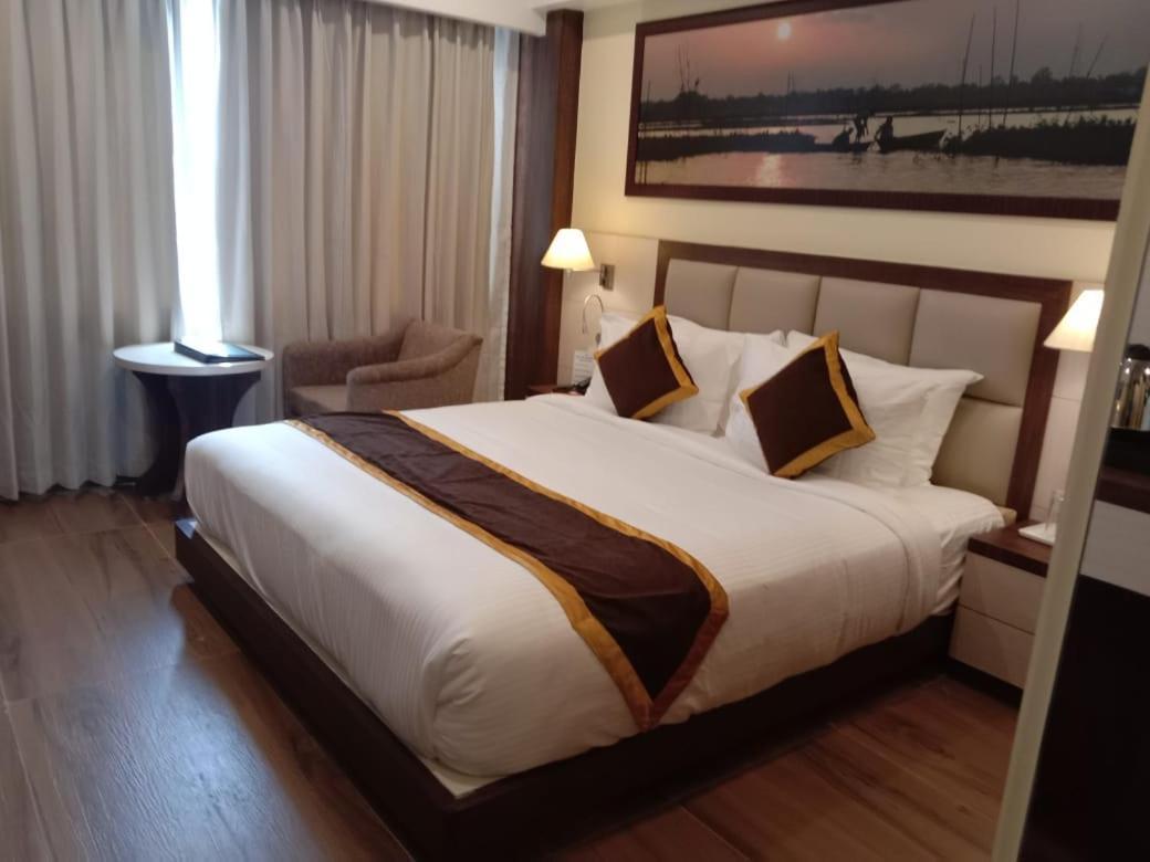 Hotel Rimi International Agartala Zewnętrze zdjęcie
