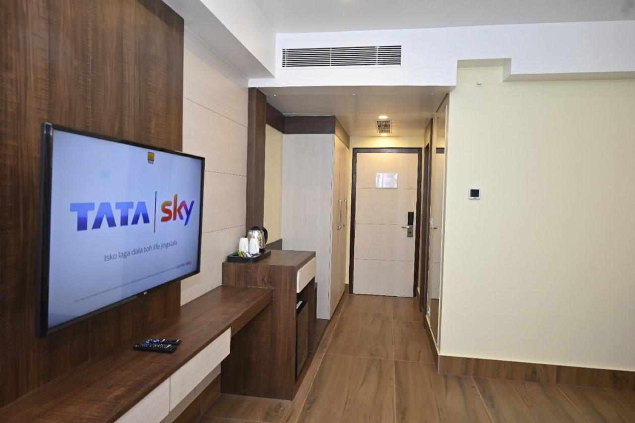Hotel Rimi International Agartala Zewnętrze zdjęcie