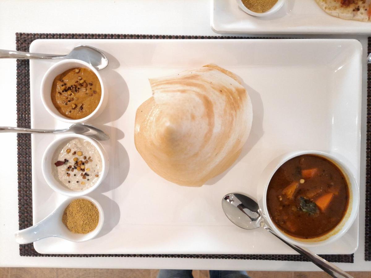 Hotel Rimi International Agartala Zewnętrze zdjęcie